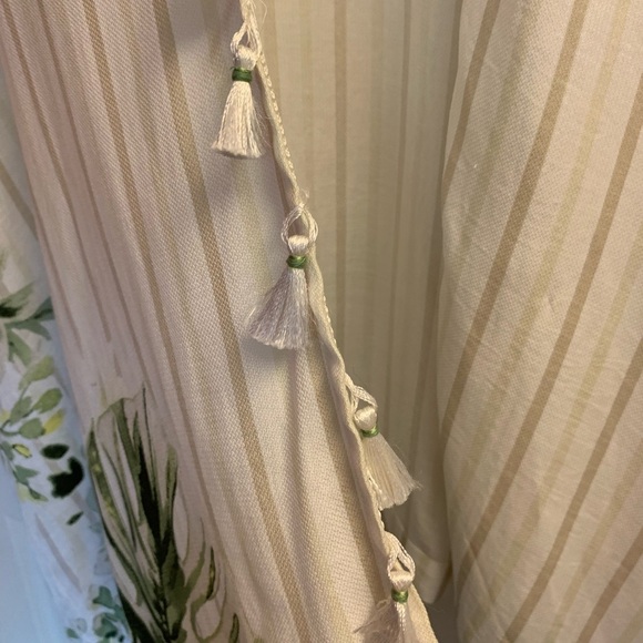 Chico's White, Ivory and Olive Leaves Tassel Kimono NWT OS M-4x - Picture 7 of 8